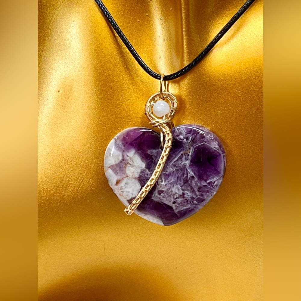 💜Chevron dream amethyst and moonstone pendant heart-new